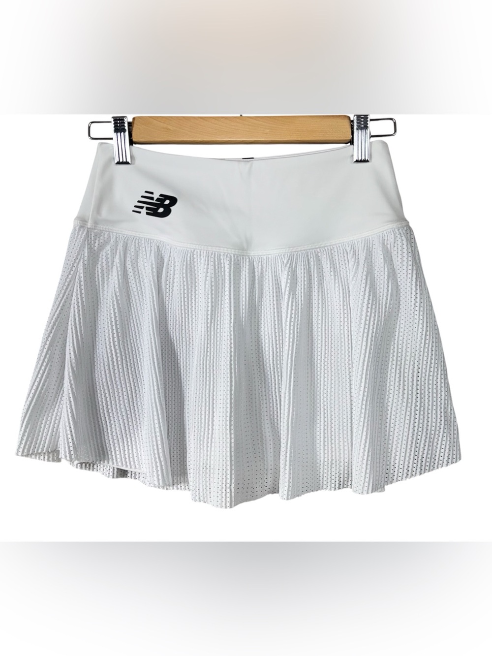 New Balance White Flared Mesh Tennis Skirt Built in Shorts | Women’s S